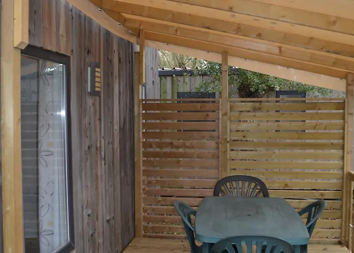 Riva Bella Chez Caraphou Kamp alanı *